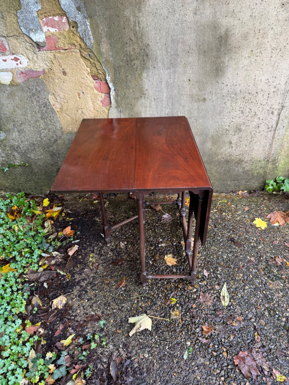 Antique ‘Spider Leg’ Table View XIII