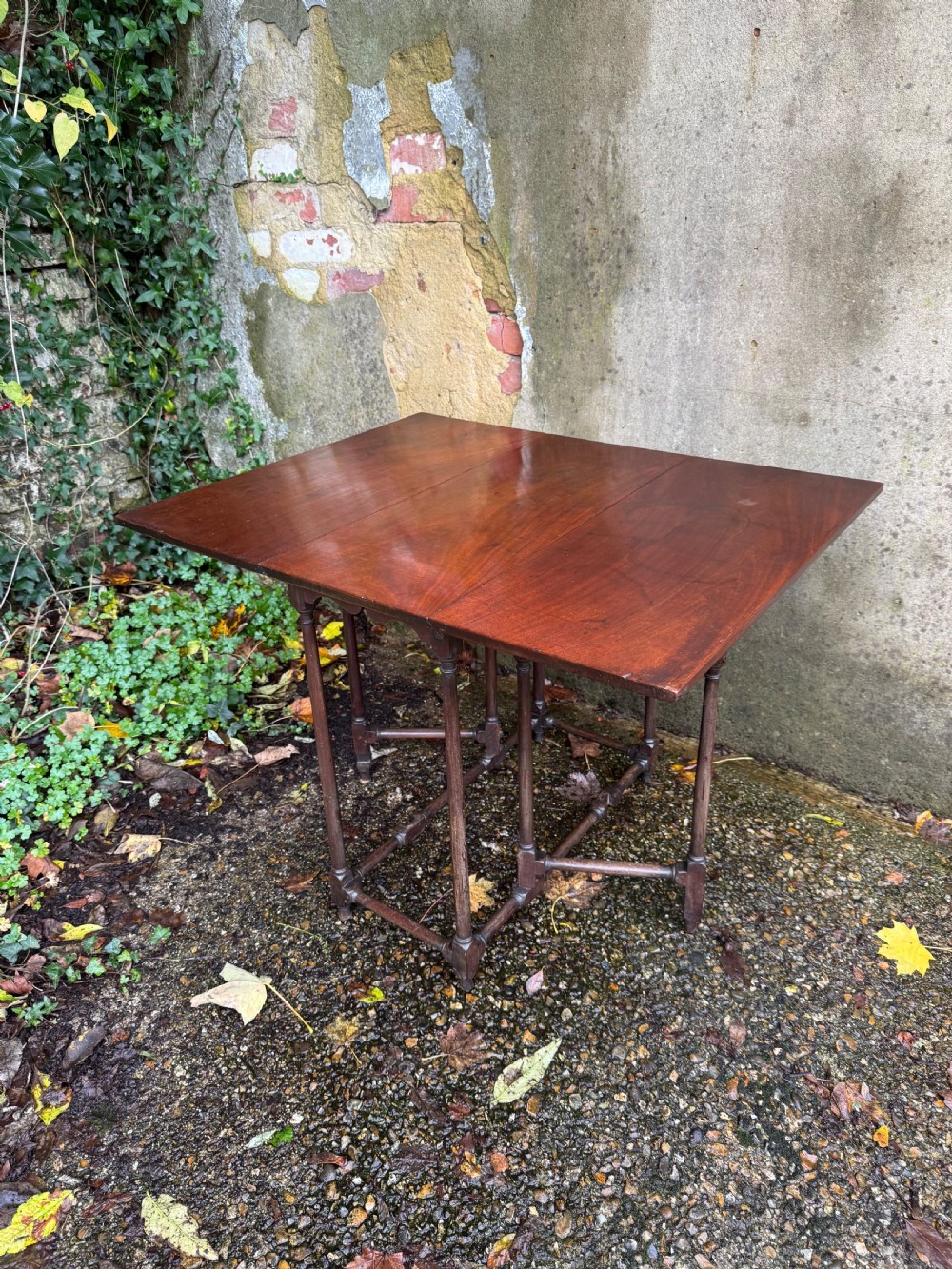 Antique ‘Spider Leg’ Table View XVII