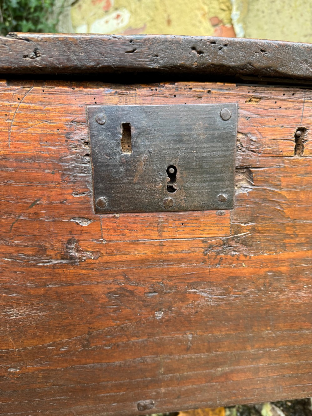 Early Oak Coffer View VI