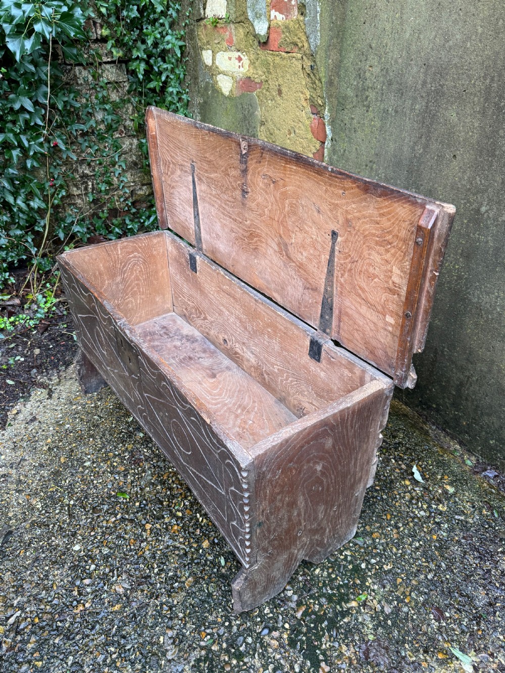 Early Elm Plank Coffer  View VII