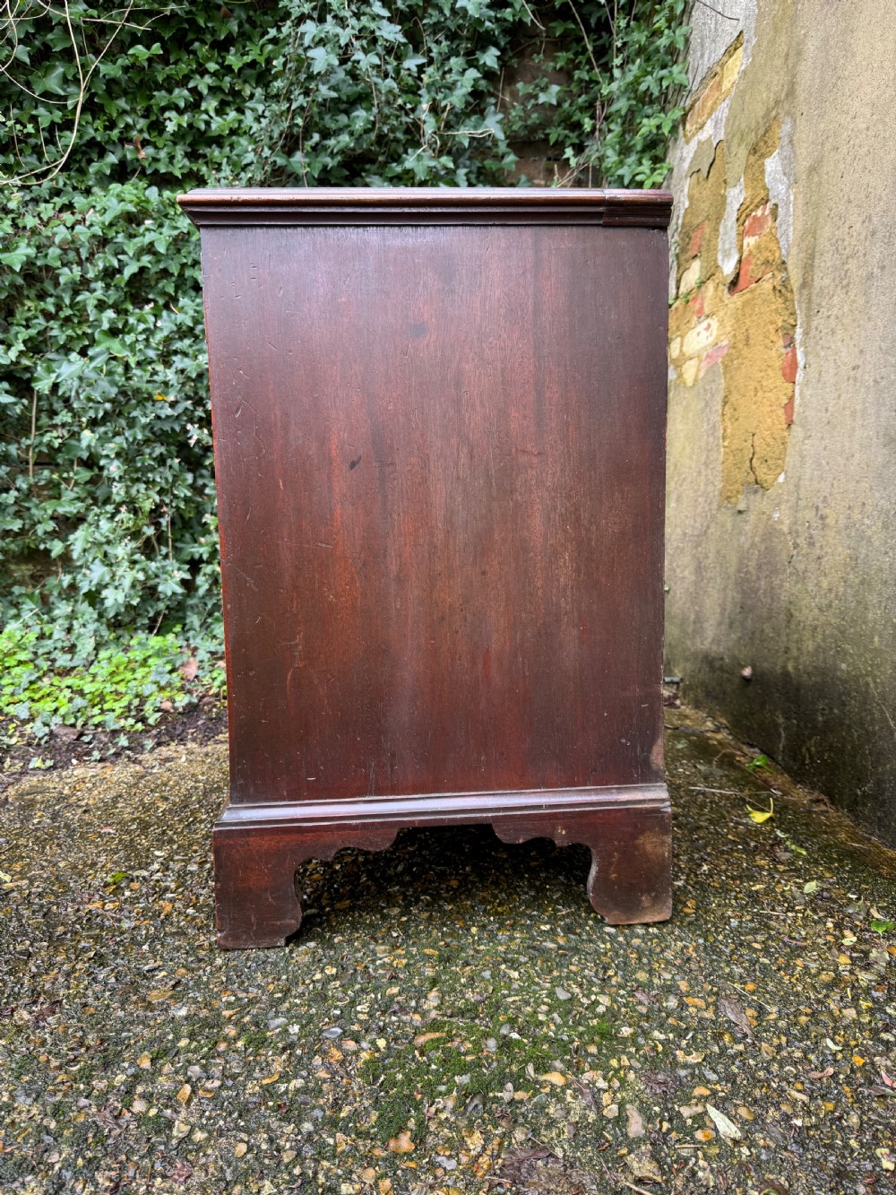 Georgian Chest of Drawers  View XIII