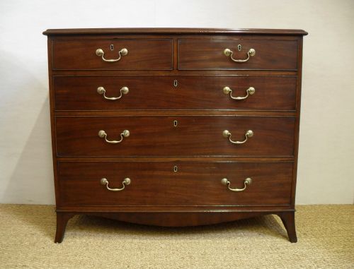 Georgian Chest of Drawers