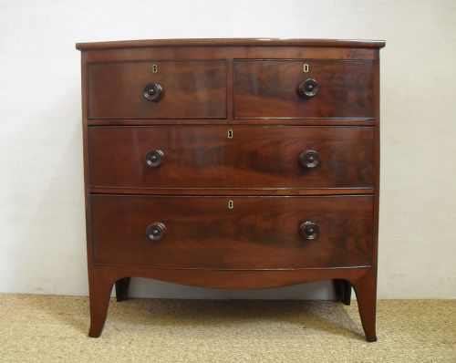 Mahogany Bow Fronted Chest of Drawers