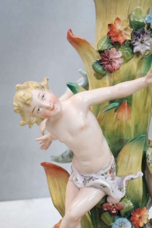 GERMAN SAXONY PORCELAIN FRUIT CENTREPIECE - ADDITIONAL PHOTO 3