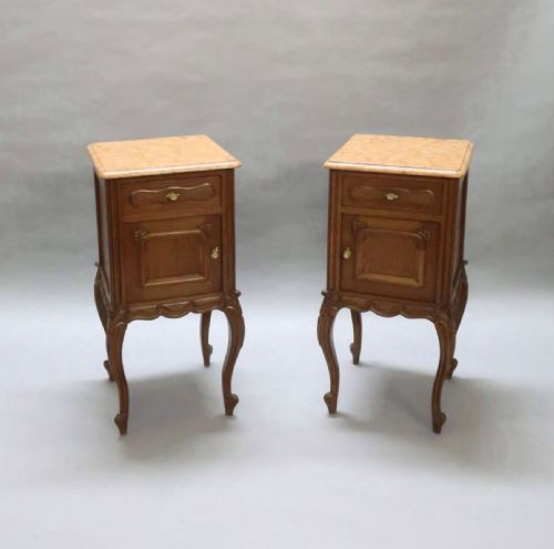 Pair of Early 20th Century Continental Oak Bedside Cabinets