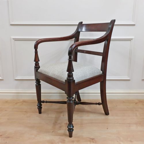 fig 1. Set of 8 Georgian Mahogany Dining Chairs Attributed to Gillows