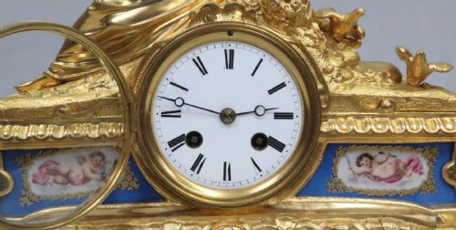 FRENCH 19TH CENTURY BRONZE GILT PORCELAIN MANTEL CLOCK BY VINCENTI - ADDITIONAL PHOTO 2