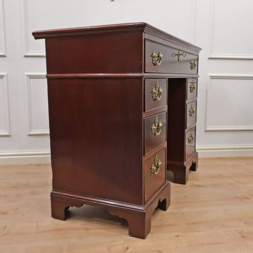 IRISH GEORGIAN KNEEHOLE MAHOGANY DESK - ADDITIONAL PHOTO 14