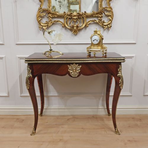 French Louis Xv Style Satiné & Rosewood Side Table