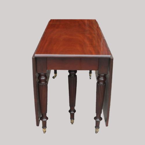 GEORGIAN MAHOGANY EXTENDING DINING TABLE ATTRIBUTED TO GILLOWS - ADDITIONAL PHOTO 5