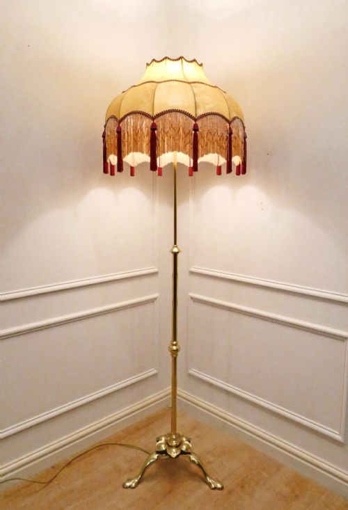 ART NOUVEAU BRASS FLOOR LAMP - ADDITIONAL PHOTO 8