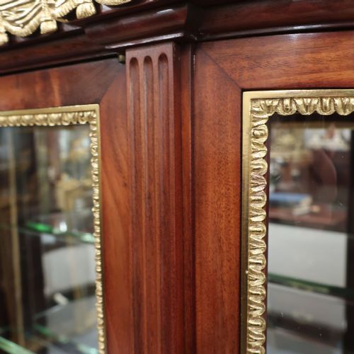 FRENCH LOUIS XVI STYLE DISPLAY CABINET ATTRIBUTED TO PAUL SORMANI - ADDITIONAL PHOTO 8