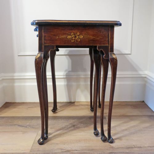 QUEEN ANNE STYLE CHINOISERIE NEST OF THREE TABLES - ADDITIONAL PHOTO 12