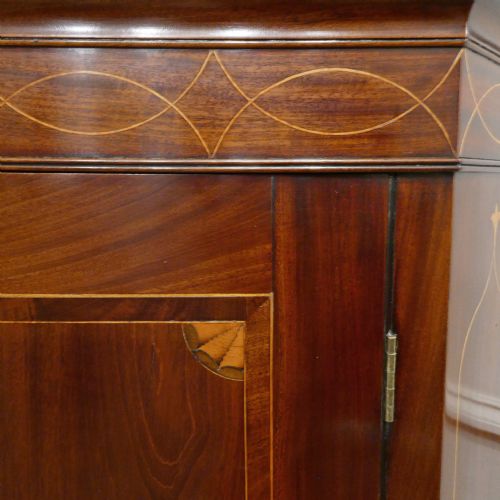 GEORGIAN MAHOGANY CORNER CUPBOARD - ADDITIONAL PHOTO 1
