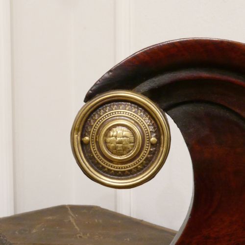 GEORGIAN MAHOGANY CORNER CUPBOARD - ADDITIONAL PHOTO 4