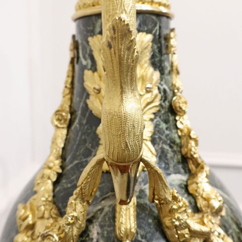 PAIR OF FRENCH LOUIS XVI STYLE MARBLE GILT BRONZE TABLE LAMPS - ADDITIONAL PHOTO 4