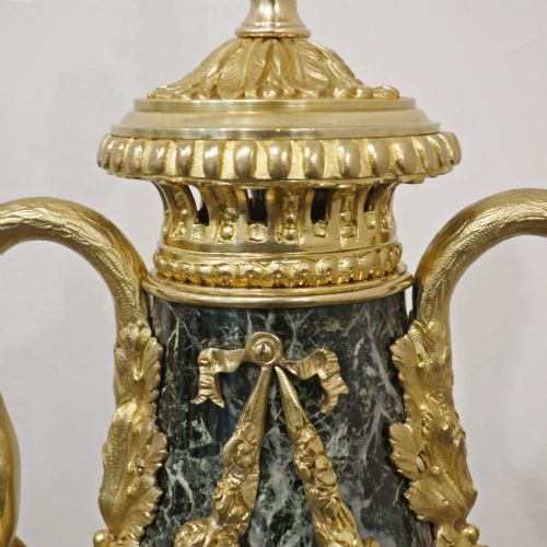 PAIR OF FRENCH LOUIS XVI STYLE MARBLE GILT BRONZE TABLE LAMPS - ADDITIONAL PHOTO 8
