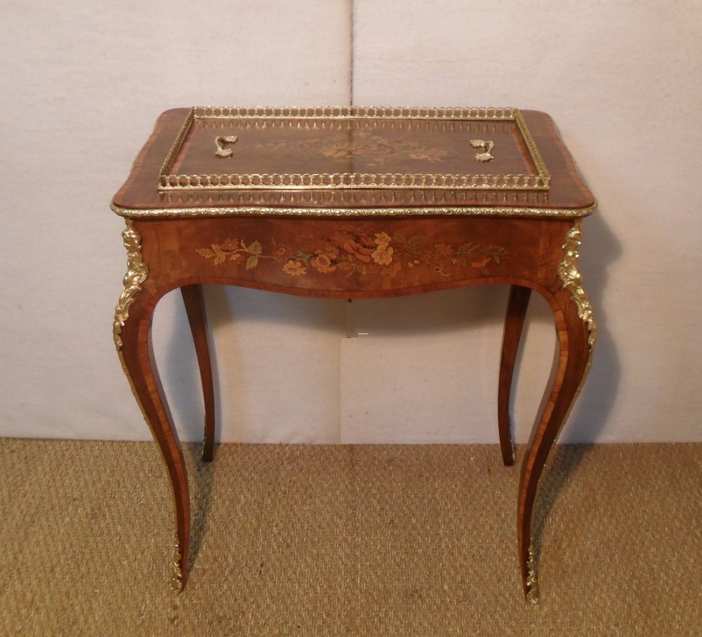 Walnut and Marquetry Jardiniere