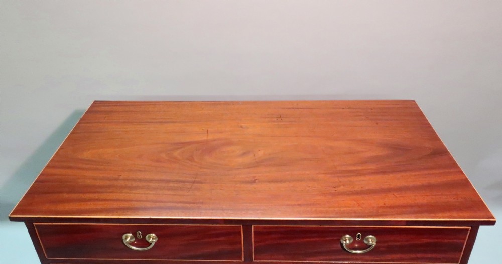 Georgian Figured Mahogany Chest of Drawers View VI