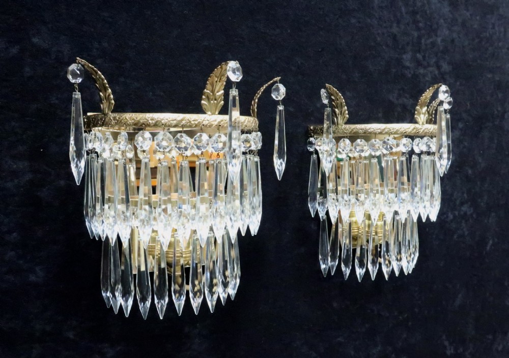 Pair of Italian Art Deco Crystal Glass Wall Lights View II