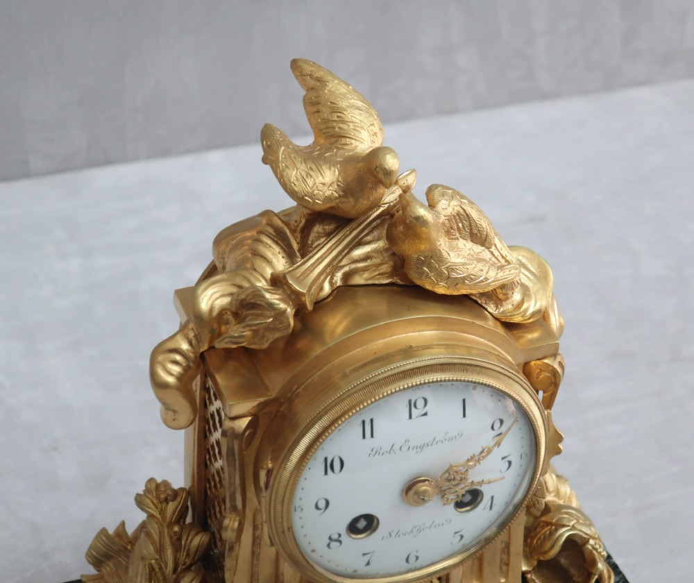 French Napoleon III Bronze Gilt Mantel Clock by Vincenti View IV