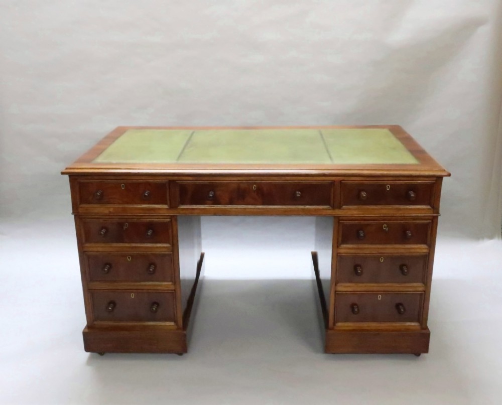 Victorian Figured Mahogany Pedestal Kneehole Writing Desk