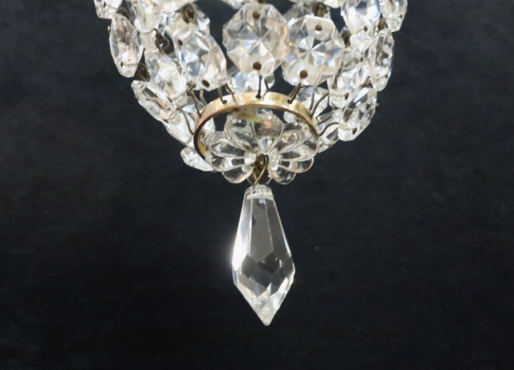 Set of Three Italian Art Deco Crystal Glass Ceiling Pendants View VI
