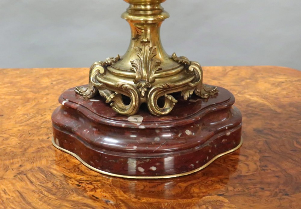 IMPRESSIVE PAIR OF FRENCH BELLE EPOQUE BRONZE AND GILT TABLE LAMPS View VI