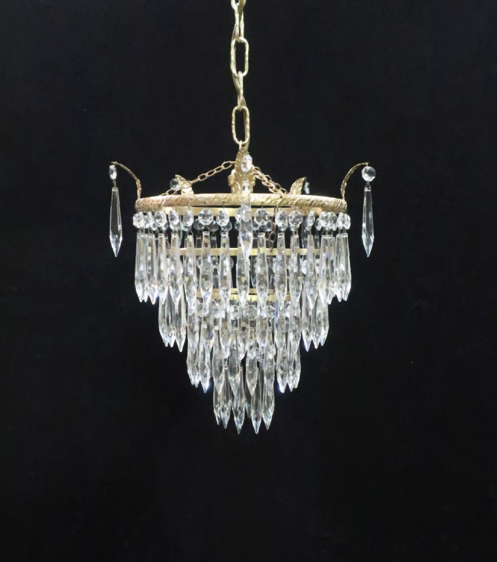 ITALIAN ART DECO FOUR TIER CRYSTAL GLASS CHANDELIER