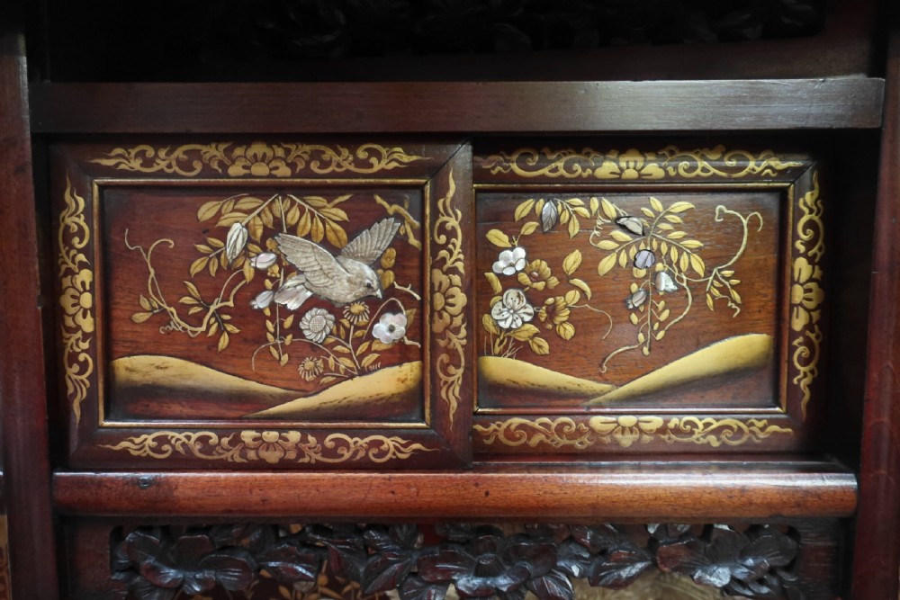 JAPANESE MEIJI PERIOD SHIBAYAMA HANGING DISPLAY CABINET View VI