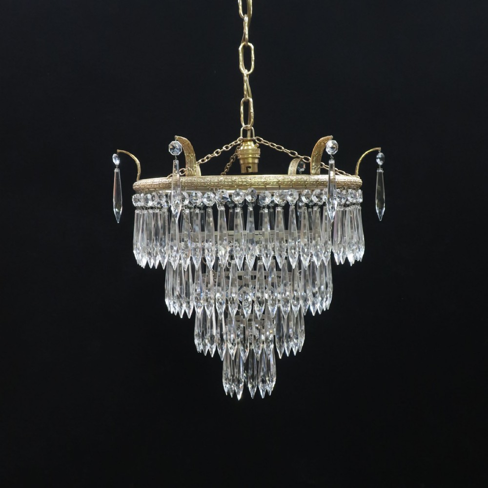 ITALIAN ART DECO FOUR TIER CRYSTAL GLASS CHANDELIER