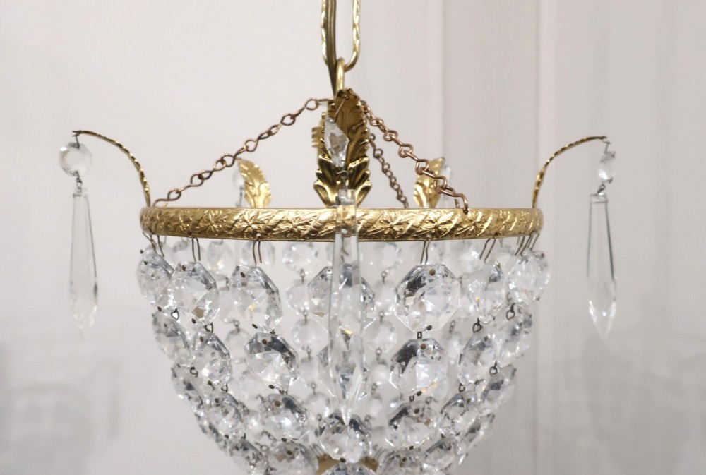 PAIR OF ITALIAN ART DECO CRYSTAL GLASS PENDANT CEILING LIGHTS View IV