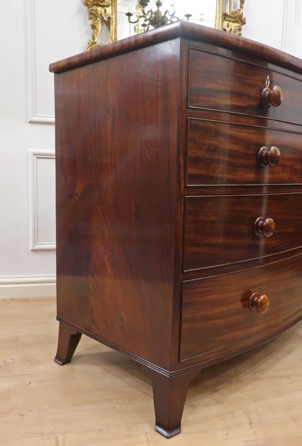 Georgian Mahogany Bow Fronted Chest of Drawers Attributed to Gillows View XIII