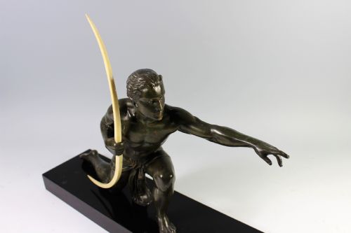 fig 1. Uriano, French Art Deco Hunter c.1920-30s