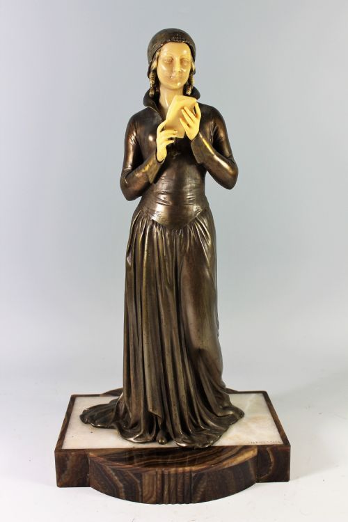Menneville Large Art Deco Female Statue "The Reader" C.1925