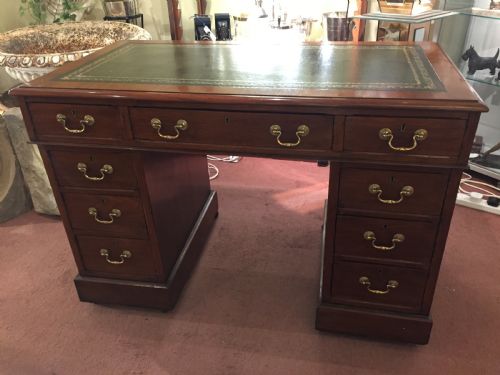 Compact Knee Hole Edwardian Office Desk C.1910