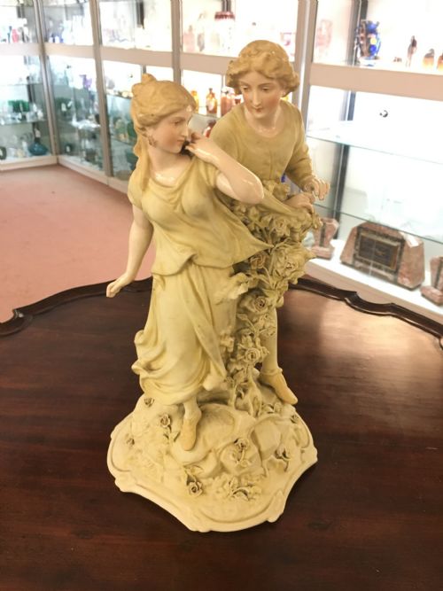 Sitzendorf Figural Lamp Base C1900