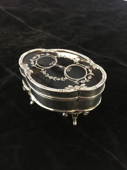 Silver Tri-footed Box with Silver Inlay Tortoise Shell Lid 1913.