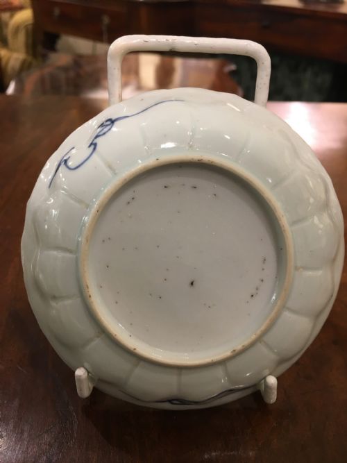 A PAIR OF KANGXI 16621722 BLUE AND WHITE SMALL PLATES OF GARDEN SCENE - ADDITIONAL PHOTO 2