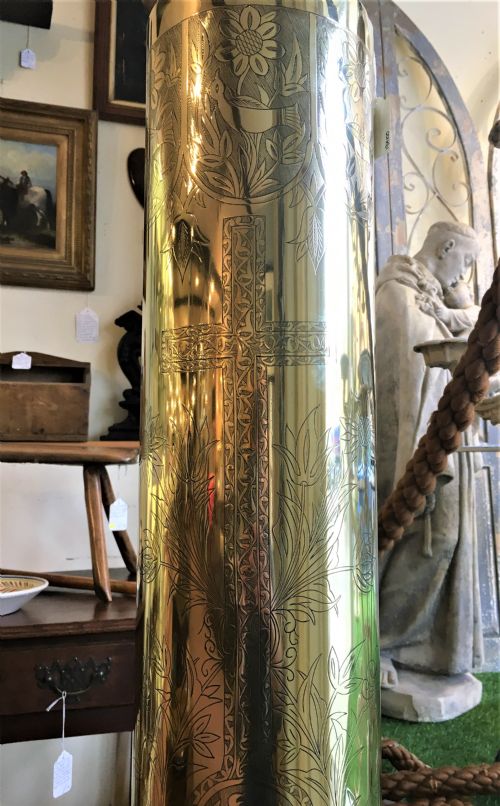 GERMAN TRENCH ART DECORATED BRASS SHELL CASE DATED 1908 - ADDITIONAL PHOTO 1