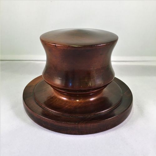 turned mahogany lidded communal table snuff box c19th - CATEGORY: ANTIQUE BOXES - DATED 19TH CENTURY