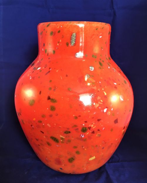 'MONART' LARGE RED STONEWARE VASE ON WHITE BASE WITH COLOURED ENAMEL INCLUSIONS C1930 - ADDITIONAL PHOTO 1