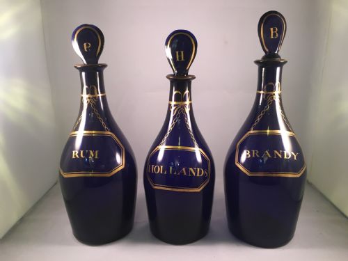 SET OF THREE BRISTOL BLUE CLUB SHAPE DECANTERS WITH GILT LABELS C1810 - ADDITIONAL PHOTO 1