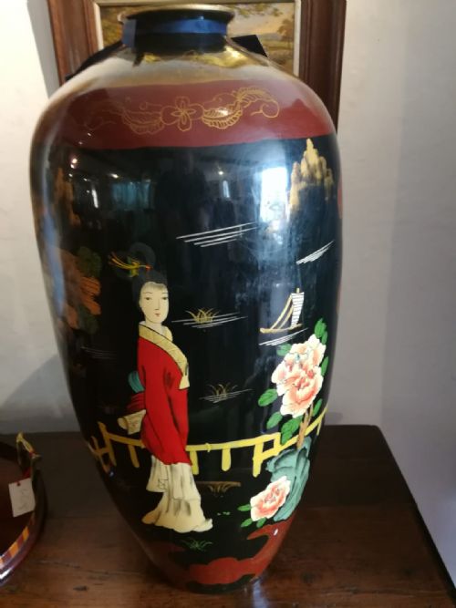 large japanese painted and lacquered vase c1920 - CATEGORY: ANTIQUE METAL - DATED 1920
