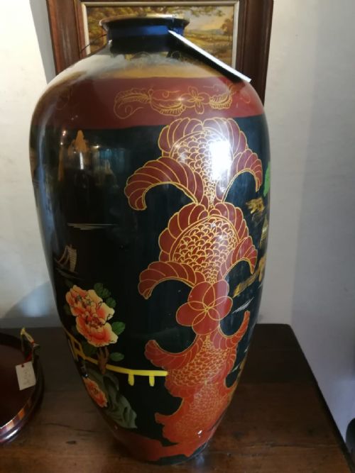 LARGE JAPANESE PAINTED AND LACQUERED VASE C1920 - ADDITIONAL PHOTO 3