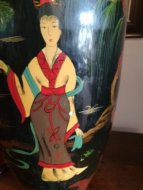 LARGE JAPANESE PAINTED AND LACQUERED VASE C1920 - ADDITIONAL PHOTO 9