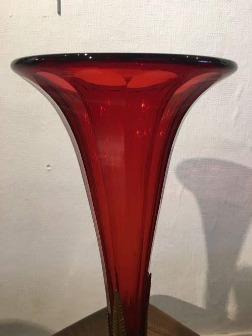 FRENCH PANEL CUT RUBY GLASS TRUMPET BOWL VASE C19TH - ADDITIONAL PHOTO 1
