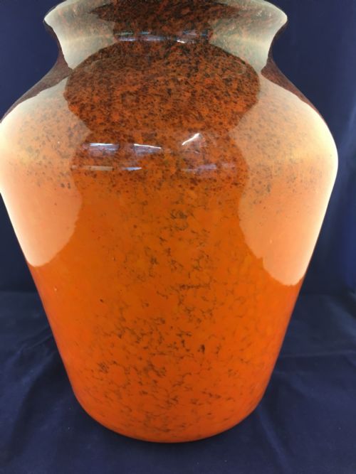 'MONART' ORANGE WITH BROWN FLECK RIM VASE C1930 - ADDITIONAL PHOTO 1