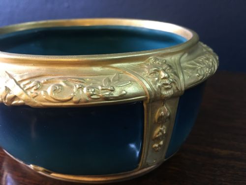 PAUL LOUCHET ART NOUVEAU GILT BRONZE MOUNTED PORCELAIN POWDER BOWL COVER PARIS 1910 - ADDITIONAL PHOTO 2