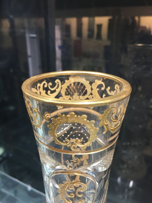 ST LOUIS CRYSTAL GILT CUT GLASS VASE WITH ROCOCO SCROLLS CUT WITH SUNBURSTS HATCHED PANELS C1890 - ADDITIONAL PHOTO 2